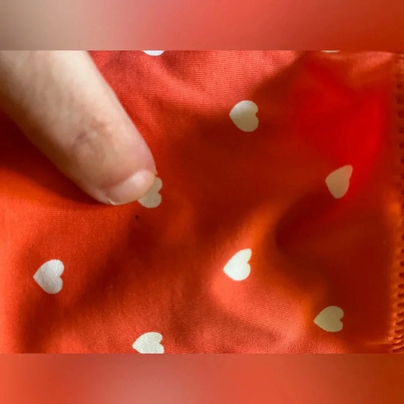 Hollister bikini bottoms NWT one small defect - Picture 5 of 6